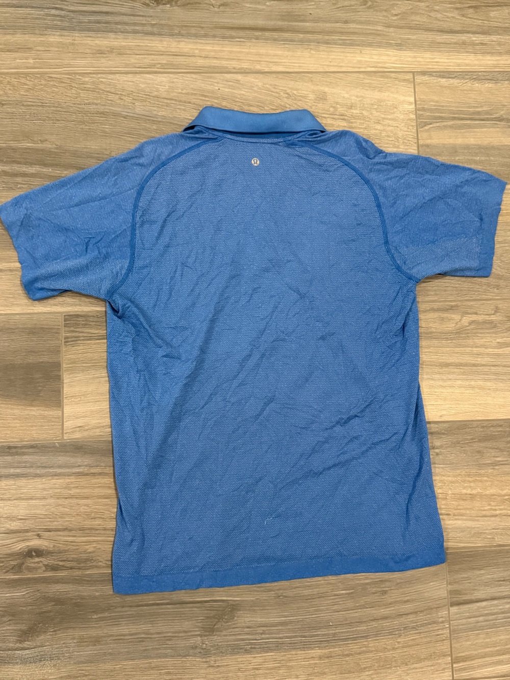 lululemon athletica Men’s Royal Blue Short Sleeve Athletic Polo